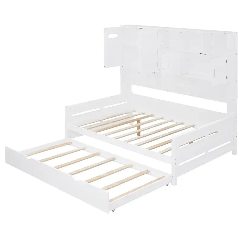 Kompaktes Schlafzimmer-Tagesbett mit Regal