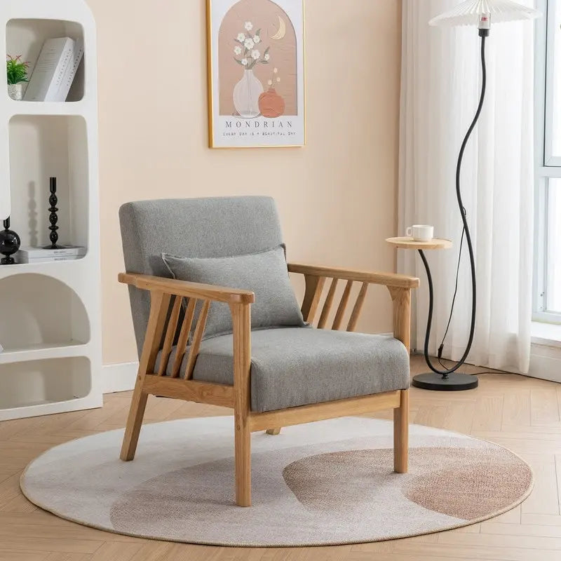 Polster-Sessel aus Bouclé und Massivholz im Mid-Century-Stil