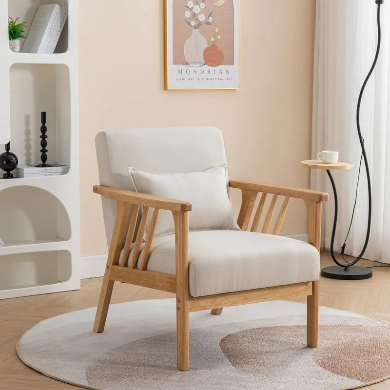 Polster-Sessel aus Bouclé und Massivholz im Mid-Century-Stil