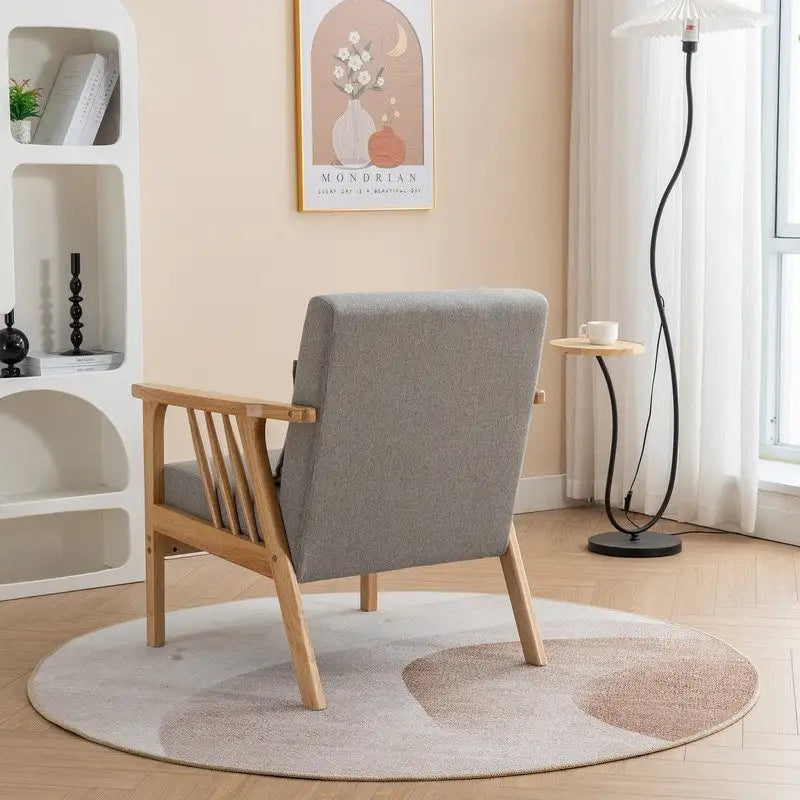 Polster-Sessel aus Bouclé und Massivholz im Mid-Century-Stil