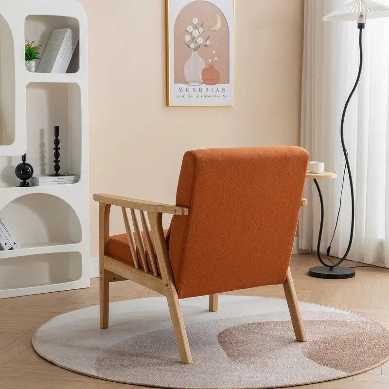 Polster-Sessel aus Bouclé und Massivholz im Mid-Century-Stil