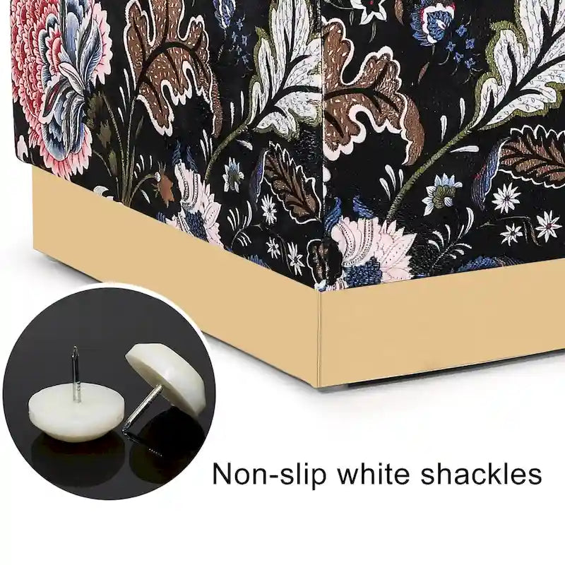 Quadratischer Samt-Hocker mit Polsterung und goldbeschichtetem Sockel