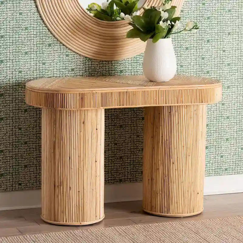 Moderner Konsolentisch im Boho-Stil aus naturbelassenem Rattan
