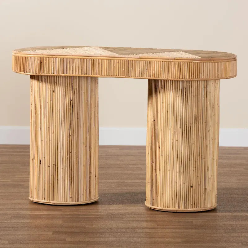 Moderner Konsolentisch im Boho-Stil aus naturbelassenem Rattan
