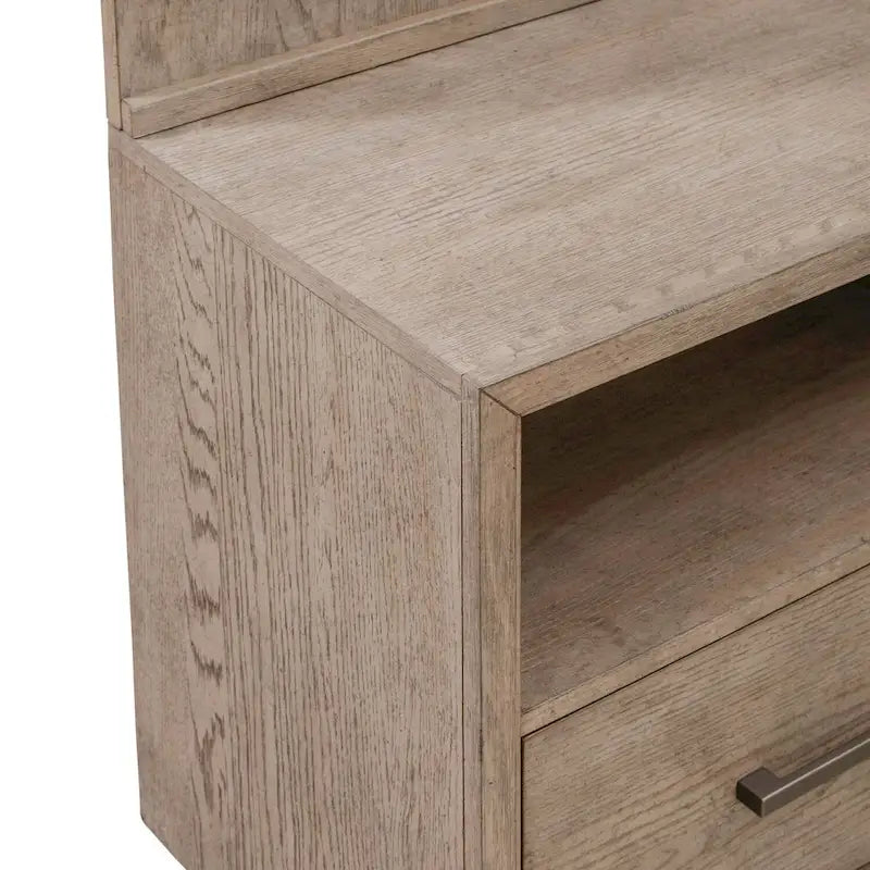 Poliertes beigefarbenes Multimedia-Sideboard